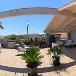 Relais La Terrazza Tatil Evi